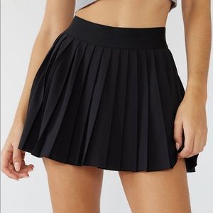 aritzia tna tennis skirt